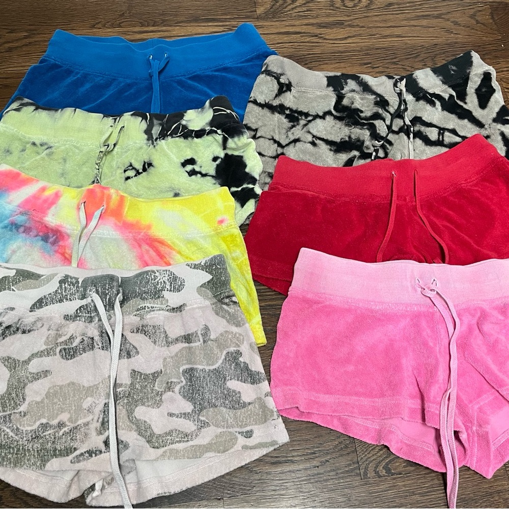Girls Hard Tail Terry Shorts - size Medium